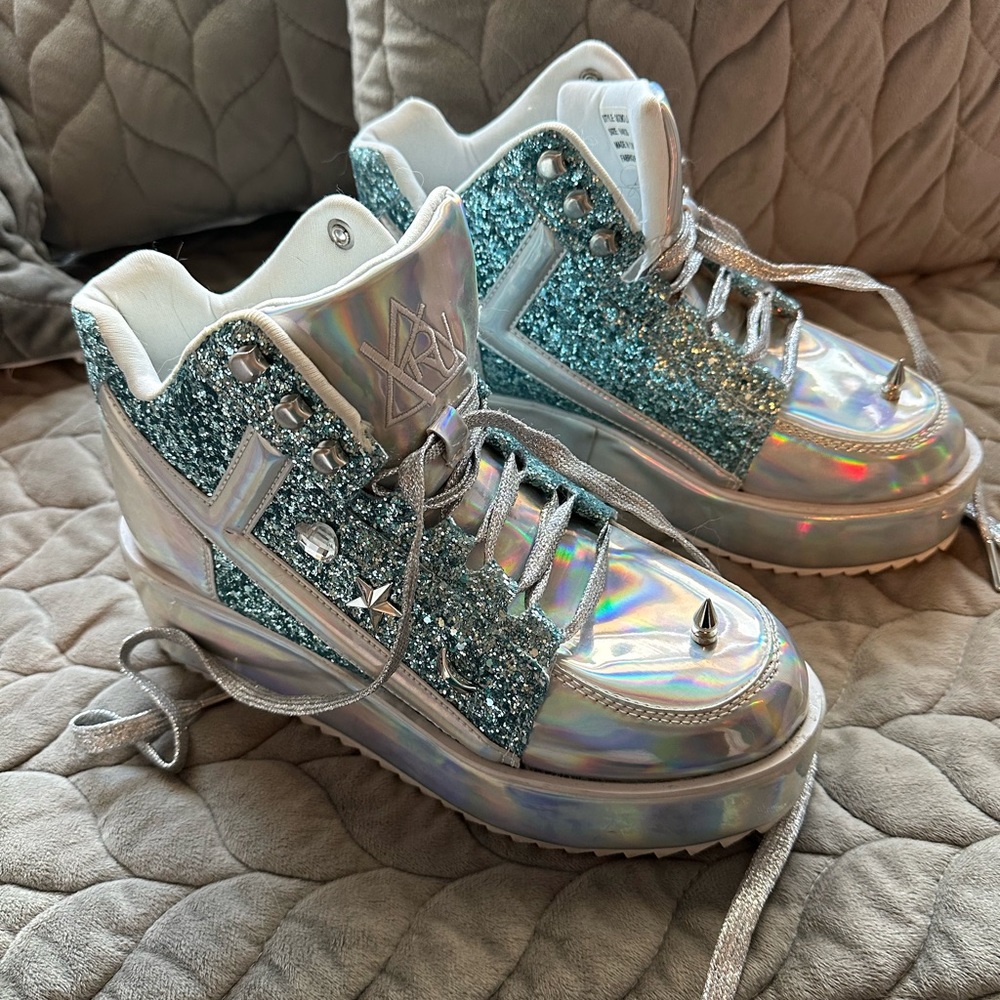 YRU platform sneakers
